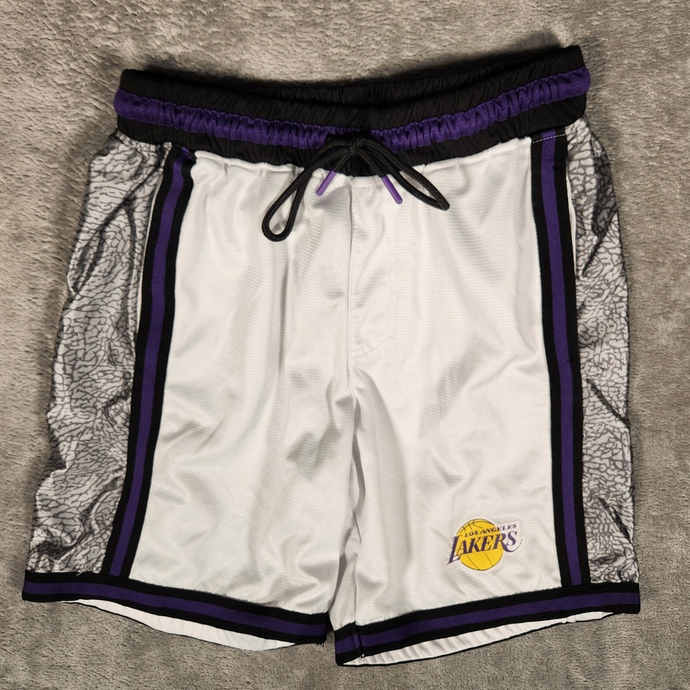 NBA‎ Los Angeles Lakers Basketball Shorts Mens Small White Excellent